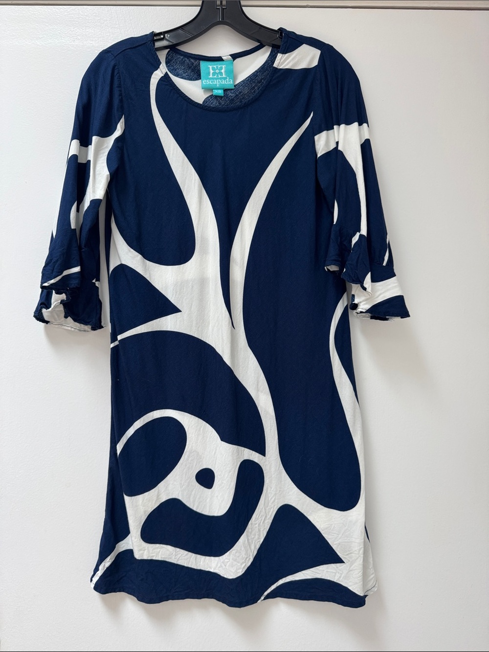 escapada Navy and White Abstract Shift Dress